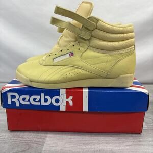 Reebok Freestyle Hi-Top Banana Yellow Sneakers Women’s Size 10 OG BOX 80s Retro
